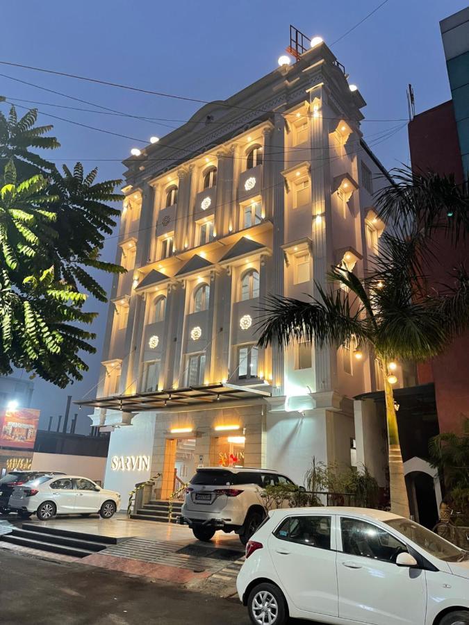 Hotel Sarvin ラクナウ エクステリア 写真